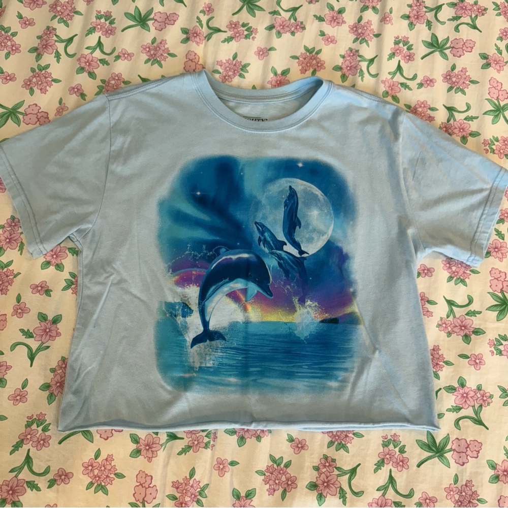 never worn light blue dolphin graphic cropped crewneck tshirt